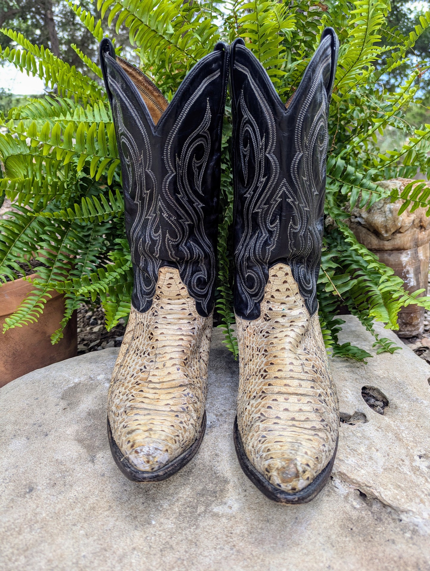 Tony Lama Vintage Snakeskin and Leather Cowboy Boots - Size 9.5D