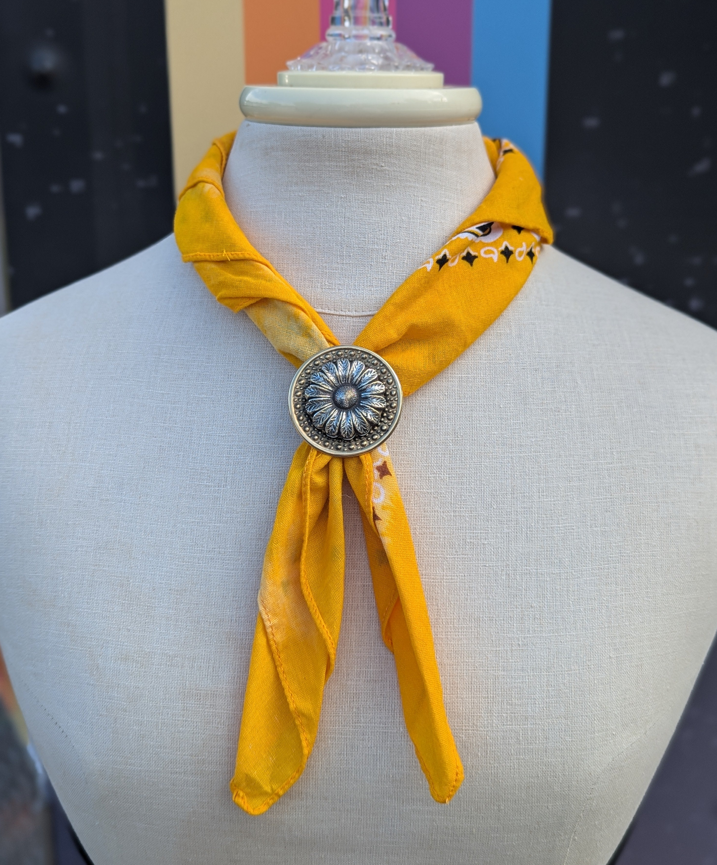 Large Brass Daisy Bandana Slide
