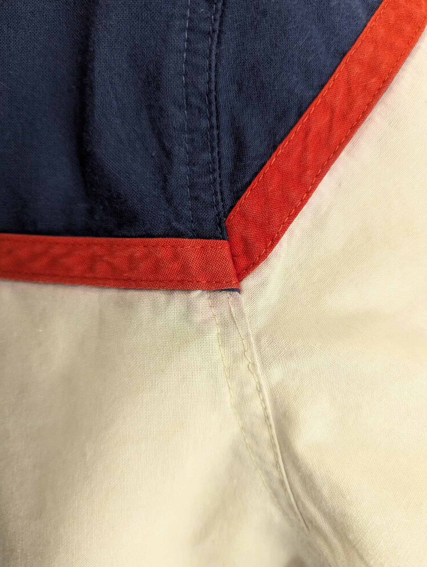 The San Angelo Collection Vintage Long Sleeve Colorblock Shirt